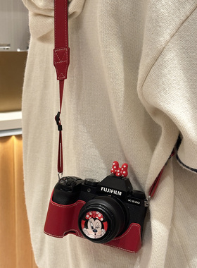 适用富士xt50保护套XE5相机包XT5底座xm5XS20壳X100VI配件xt30III