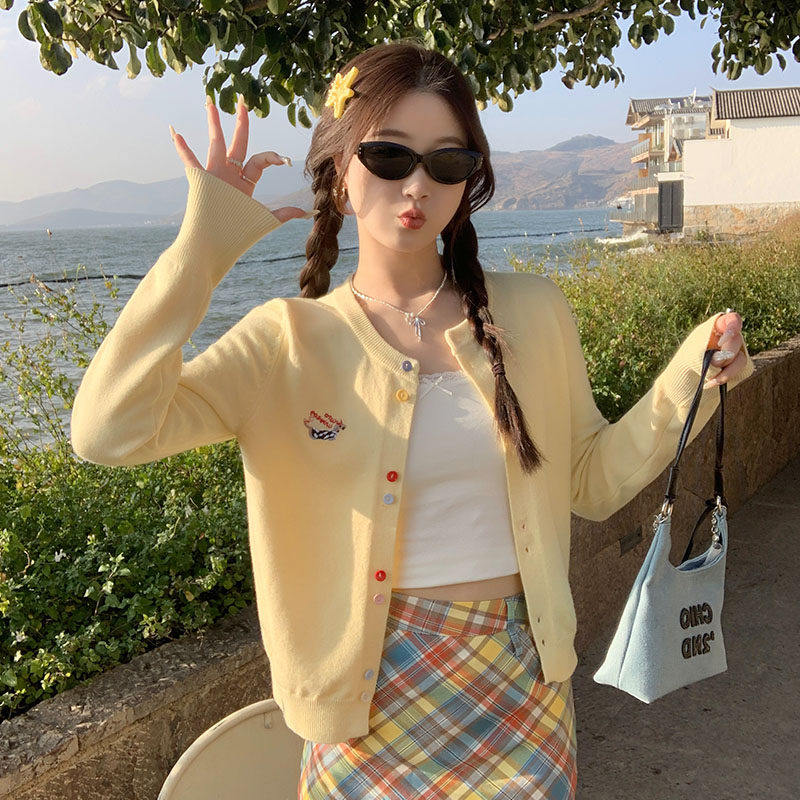 黄色针织开衫外套女2025新款撞色毛衣独特超好看早秋气质韩系上衣