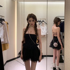 你的懒懒llan【荆棘女巫】氛围感性感褶皱抹胸蕾丝露背蓬蓬连衣裙