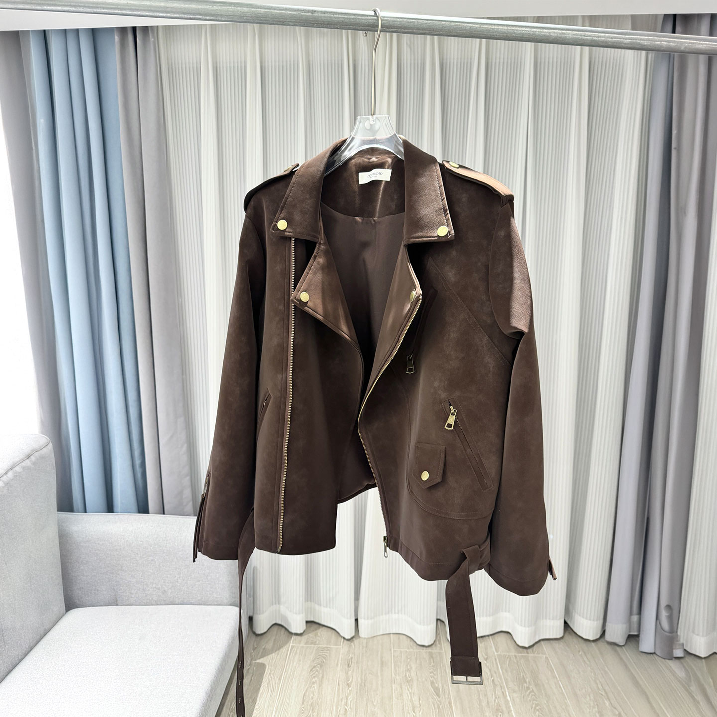 0MB.欧洲站新品气质甜酷风麂皮翻领拉链绒宽松百搭机车夹克短外套