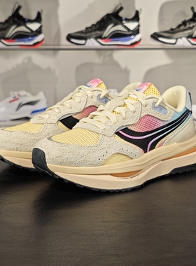 李宁正品征荣 RENEW 女子反光轻量网面透气舒适休闲鞋AGCU078-14