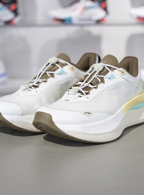 李宁正品SOFT GO MAX男女款轻量时尚网面透气回弹休闲鞋AGLU037-2