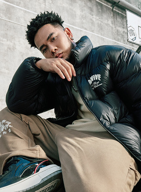 Lining/李宁正品冬季男子新款字母印花立领宽松短款羽绒服AYMT139