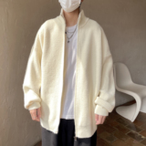 米白色