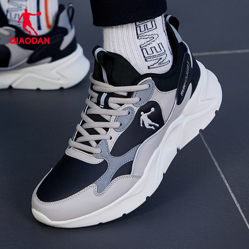 乔丹男鞋皮面防水休闲运动鞋冬季
