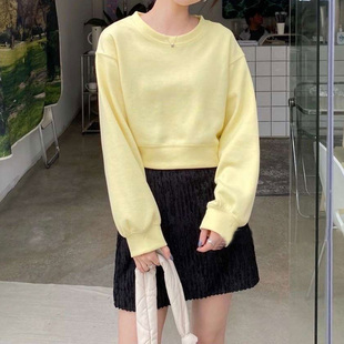 百思朵高腰减龄短款奶油黄卫衣小个子甜美显白鹅黄色小鸡黄上衣女