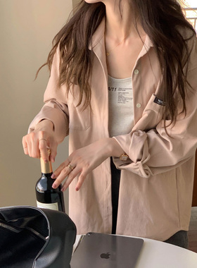 春秋浅粉色灯芯绒衬衫外套女长袖柔软舒适中长款宽松显瘦开衫外搭