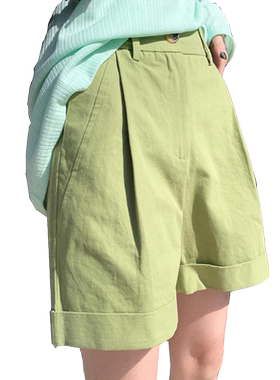 牛油果绿短裤女夏小个子工装