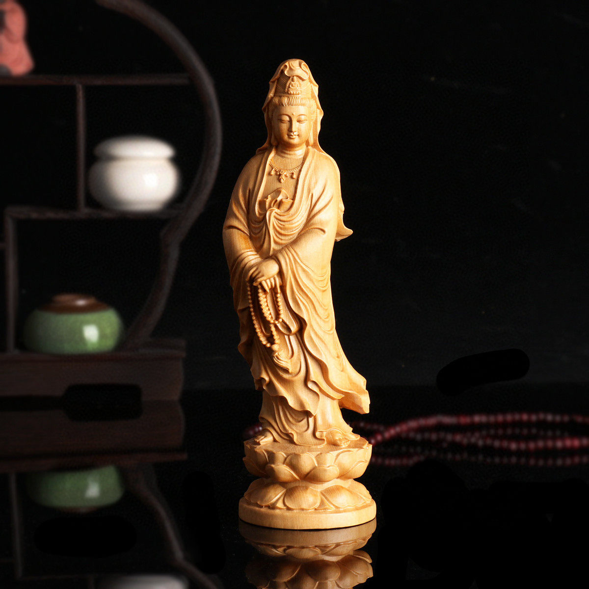 厂家崖柏木雕刻念珠观音
