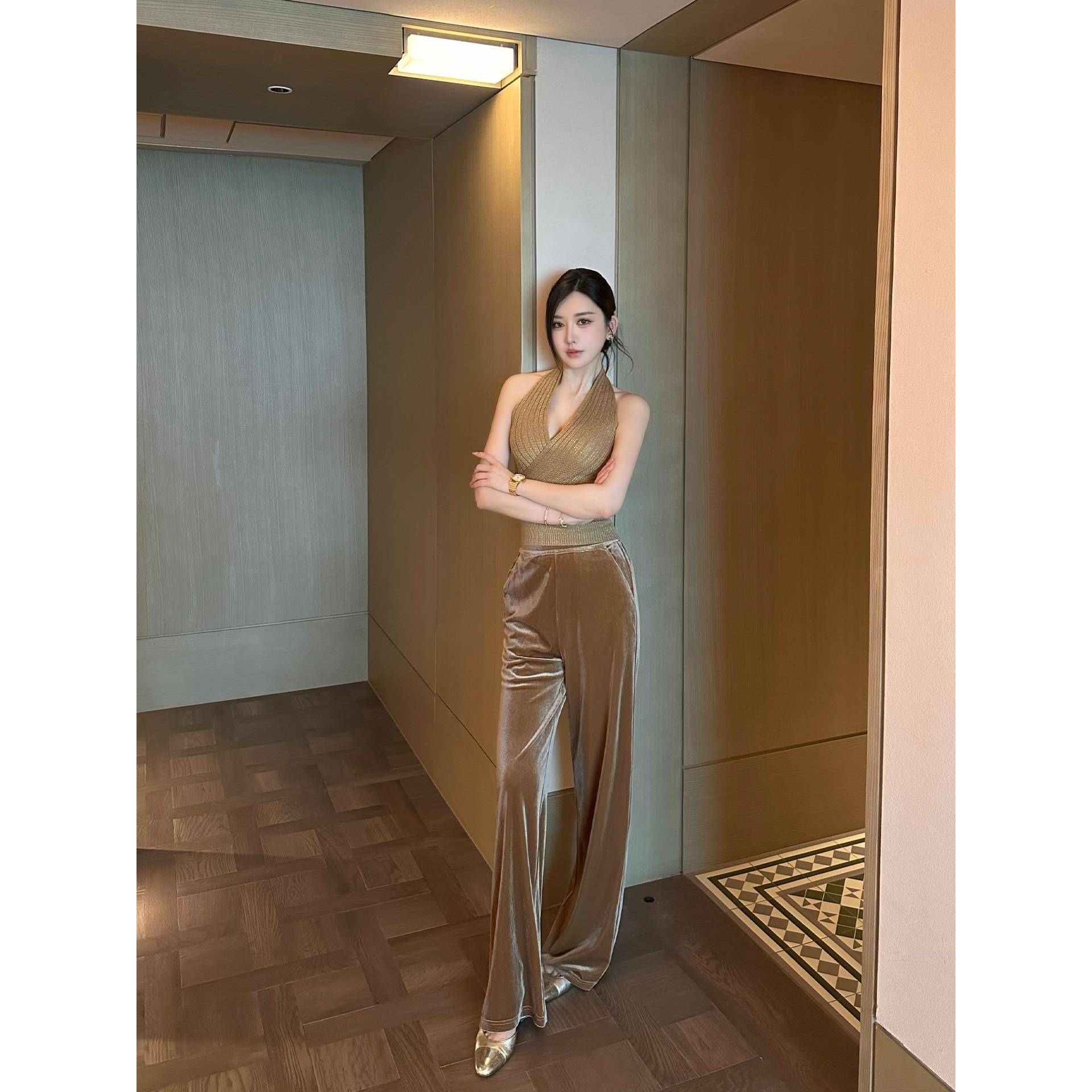 SX善喜3色高腰垂感丝绒阔腿裤宽松显瘦直筒裤简约百搭休闲裤子女