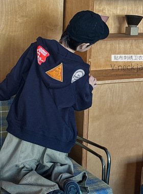 童酷2026男童春季新款韩版贴布刺绣宝宝卫衣帽衫时尚连帽儿童外套