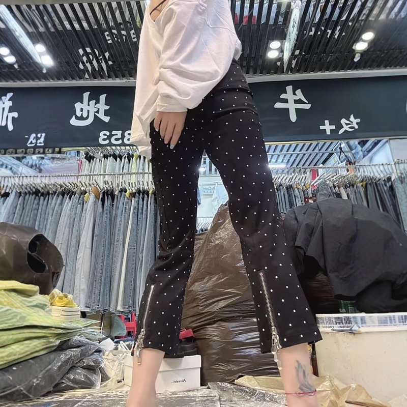 欧货2025夏季洋气拼接后拉链波点面膜裤女高腰弹力休闲直筒八分裤
