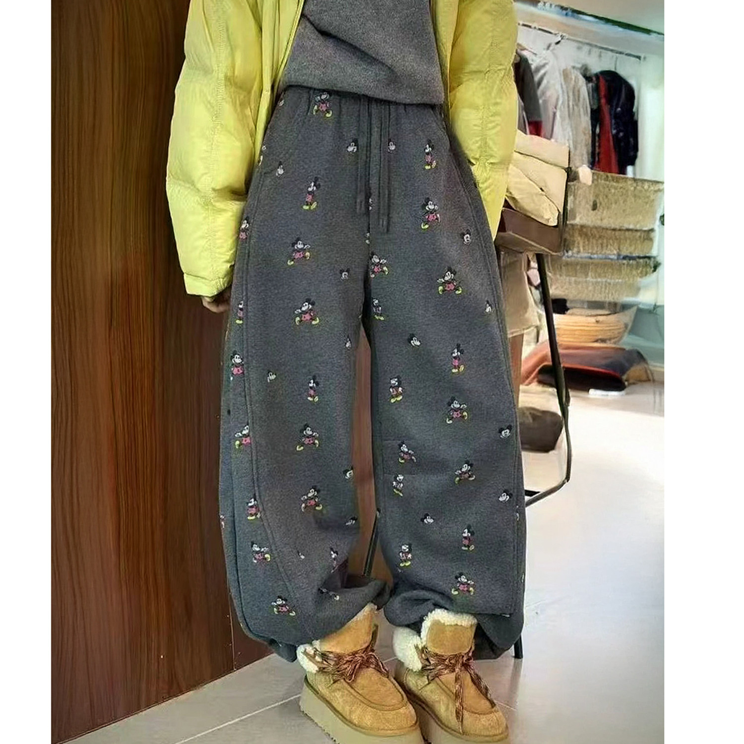 米奇卫裤女2025冬季新款宽松百搭减龄束脚弯刀哈伦裤运动休闲裤女