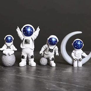 4 pcs Astronaut Figure Statue Figurine Spaceman Sculpture Ed