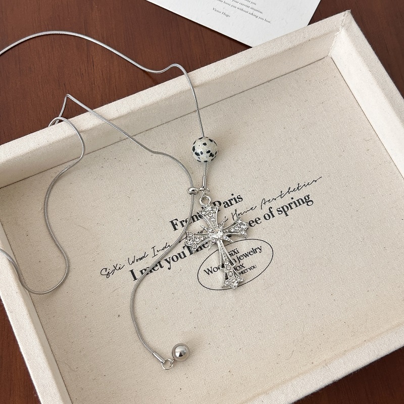 仿珍珠叠戴项链女气质秋冬毛衣链