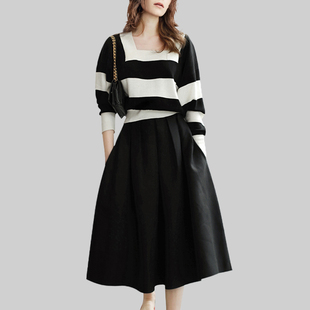 洋气减龄条纹针织衫 女2026年春新款 时尚 盐系两件套 黑色半身裙套装