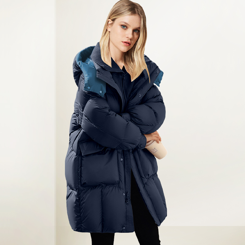 连帽加厚纯色中长款羽绒服