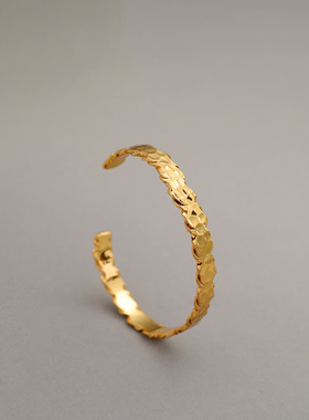 小众褶皱设计不规则开口调节18K金简约复古宫廷手镯手链女