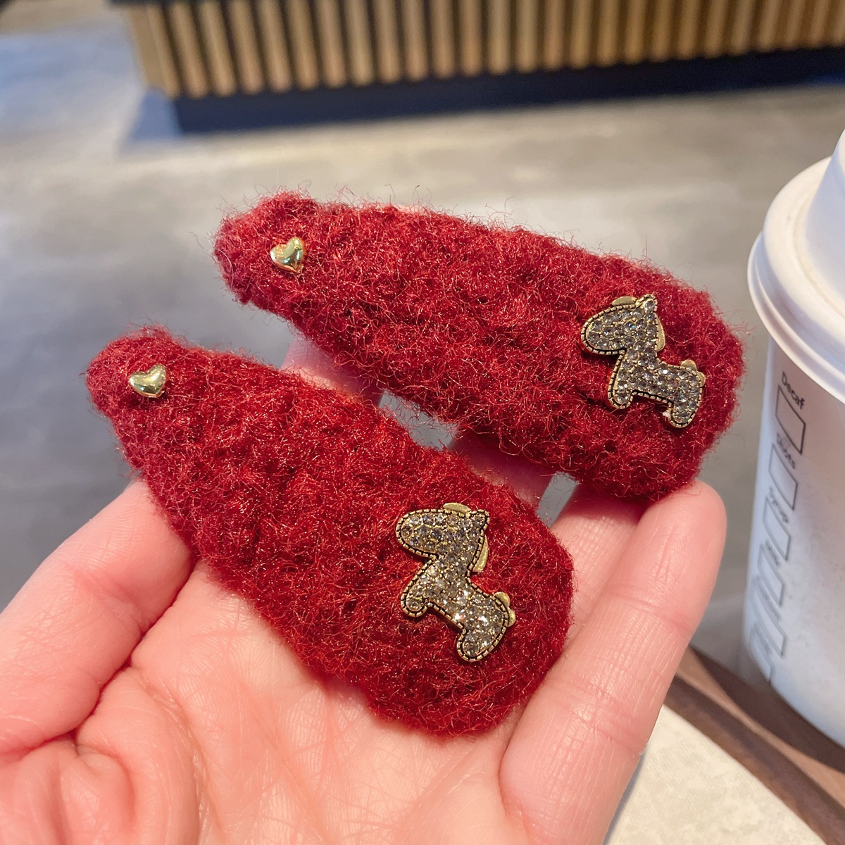 秋冬质感红色毛呢掰掰夹bb夹精致水钻小马刘海夹侧边夹时尚碎发夹