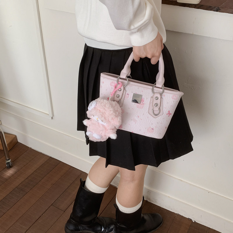 巨好看的菜篮子小包包女2026新款时尚少女风印花水桶包百搭斜挎包,箱包皮具/热销女包/男包,水桶包,淘宝优惠券,粉丝福利购,淘宝优惠卷