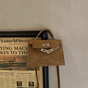 韩国小众磨砂绒包包女士2025秋新款 复古百搭斜挎包精致迷你凯莉包