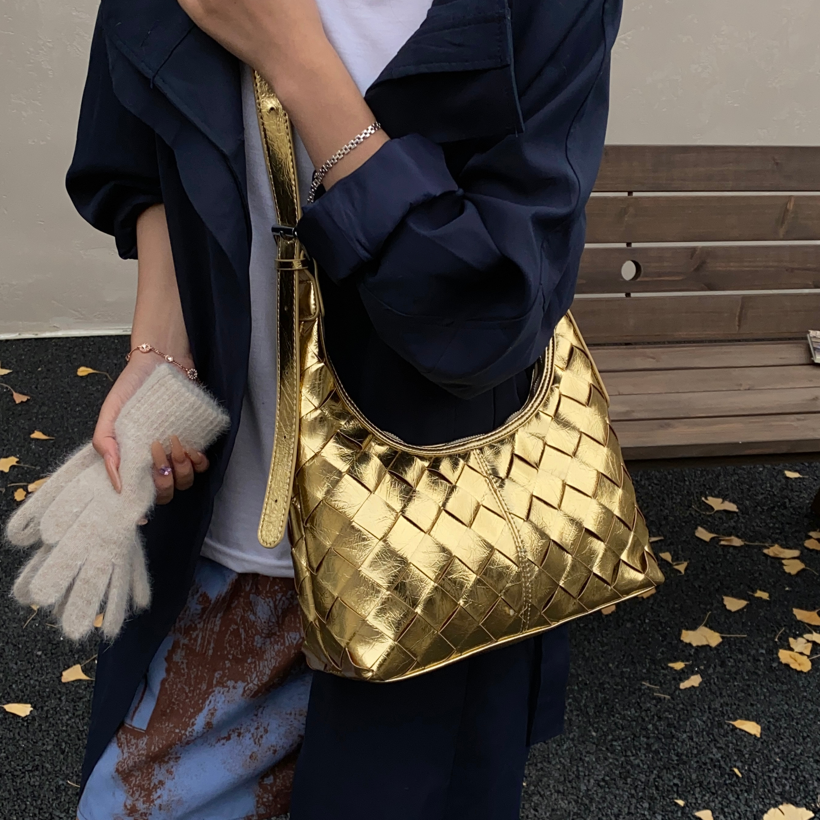 高颜值金色编织包hobo包女