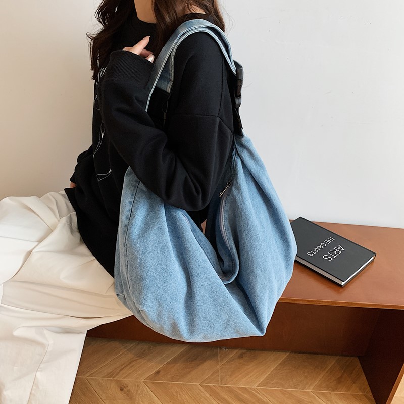慵懒风休闲牛仔布大容量手提包