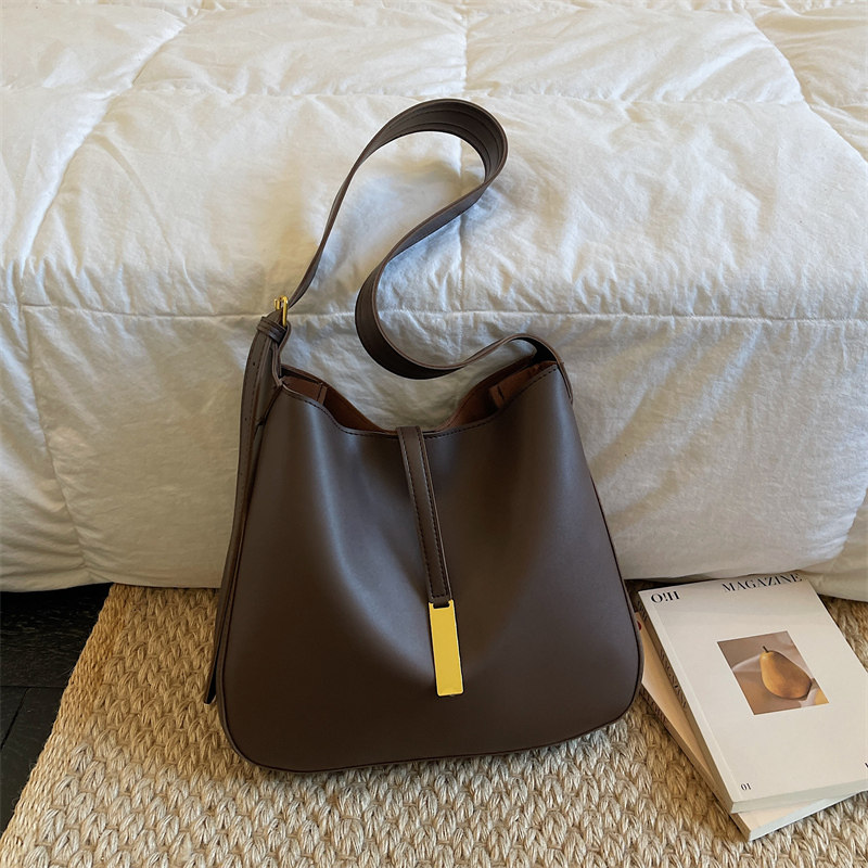 复古包包女士2026新款日常上班通勤百搭大容量水桶包高级感单肩包,箱包皮具/热销女包/男包,水桶包,淘宝优惠券,粉丝福利购,淘宝优惠卷