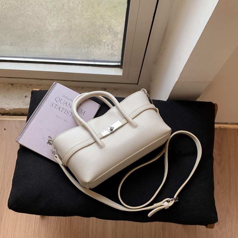 显气质白色小包包女2025新款小众设计手提洋气百搭单肩斜挎托特包,箱包皮具/热销女包/男包,托特包,淘宝优惠券,粉丝福利购,淘宝优惠卷