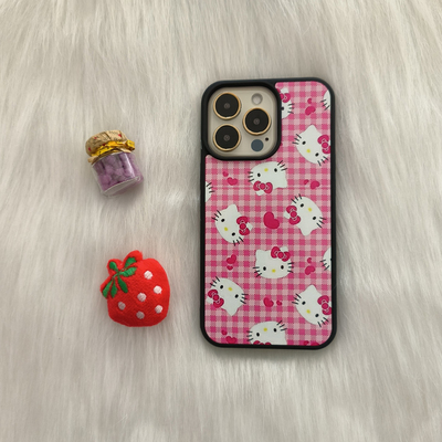 粉色方格KITTY手机壳苹果16pro