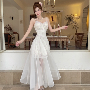 实拍 仙气蕾丝碎花吊带网纱大摆度假风海边连衣裙子新款