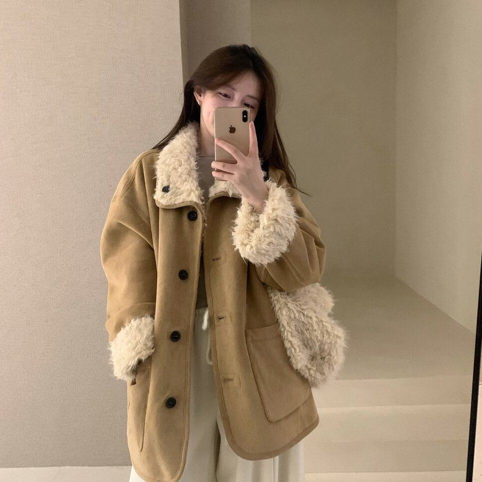 2025冬季款韩版复古翻领皮毛一体羊羔毛保暖麂皮绒外套配包包