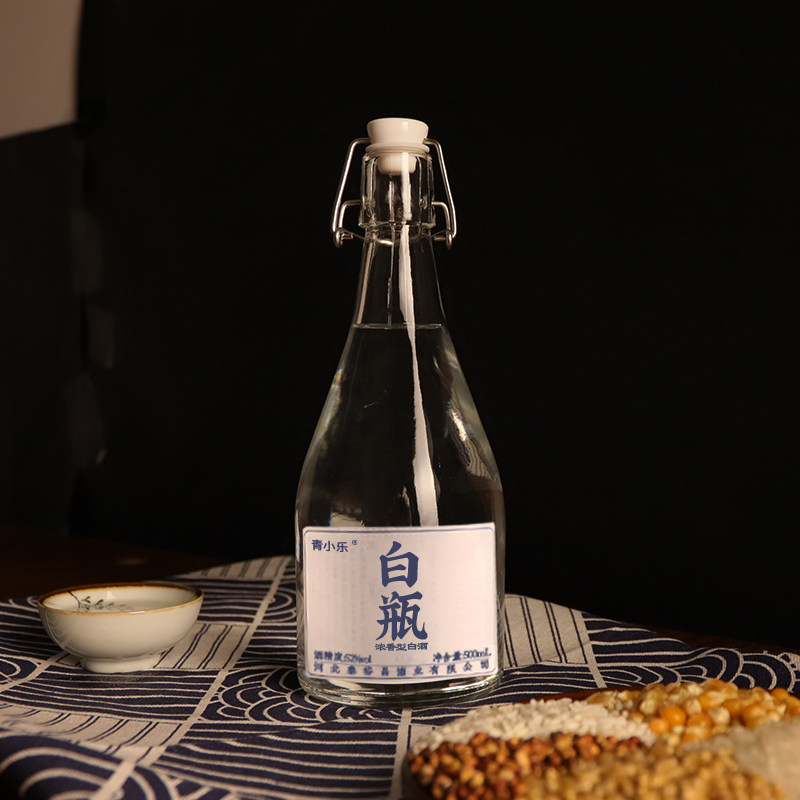 青小乐白瓶52度固态发酵浓香型高度光瓶粮食酒白酒整箱6瓶