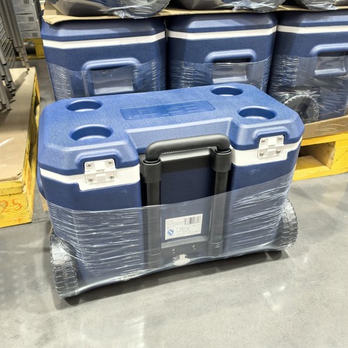 山姆代购ESKY户外拉杆带轮保温箱上带带瓶器底部有排水孔39L