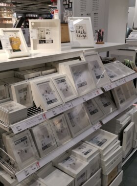 成都宜家丽巴相框简约木质画框