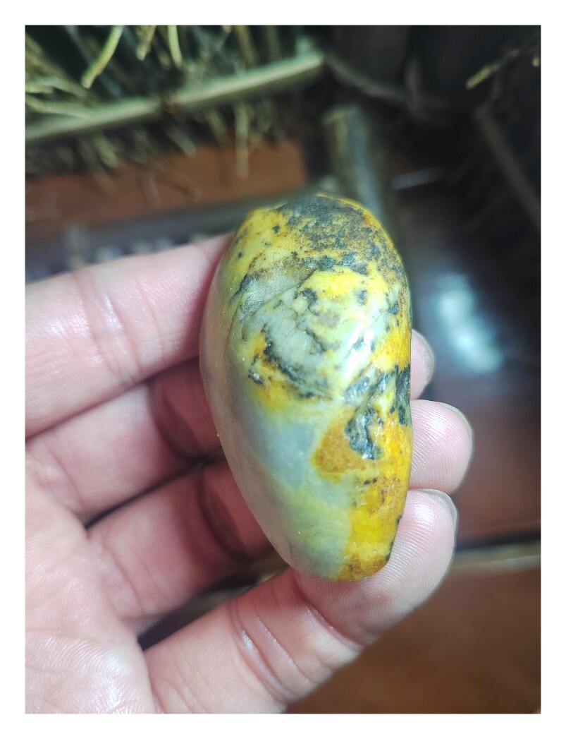 九运的籽料虎皮籽料原石,内藏霸气,籽料中的冰川料,盘盘玩玩