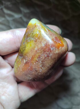 七彩油皮羊脂白玉，玩料价值杠杠的，盘盘出油羊脂光泽，密度2.99