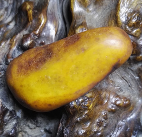 黄金皮新疆和田玉黄玉籽料黄金黄黄玉籽料原石玩料 黄金黄黄玉