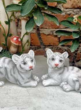 小老虎摆件树脂创意花园别墅庭院多肉花盆装饰品生肖老虎仿真动物