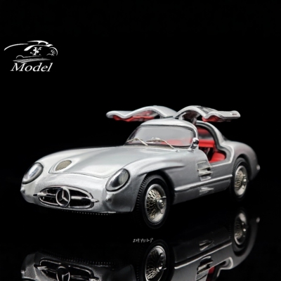 YS勇胜 1:64 奔驰300slr 乌伦豪特鸥翼双门跑车 合金全开汽车模型
