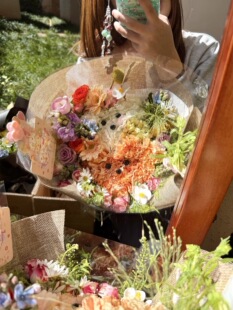 椿｜214情人节礼物鲜花花束可爱小狗花束送男生女生生日见面节日