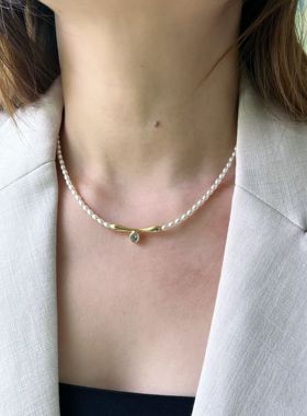 施家人造小米珠珍珠项链原创设计金属锆石气质小众高级感锁骨链