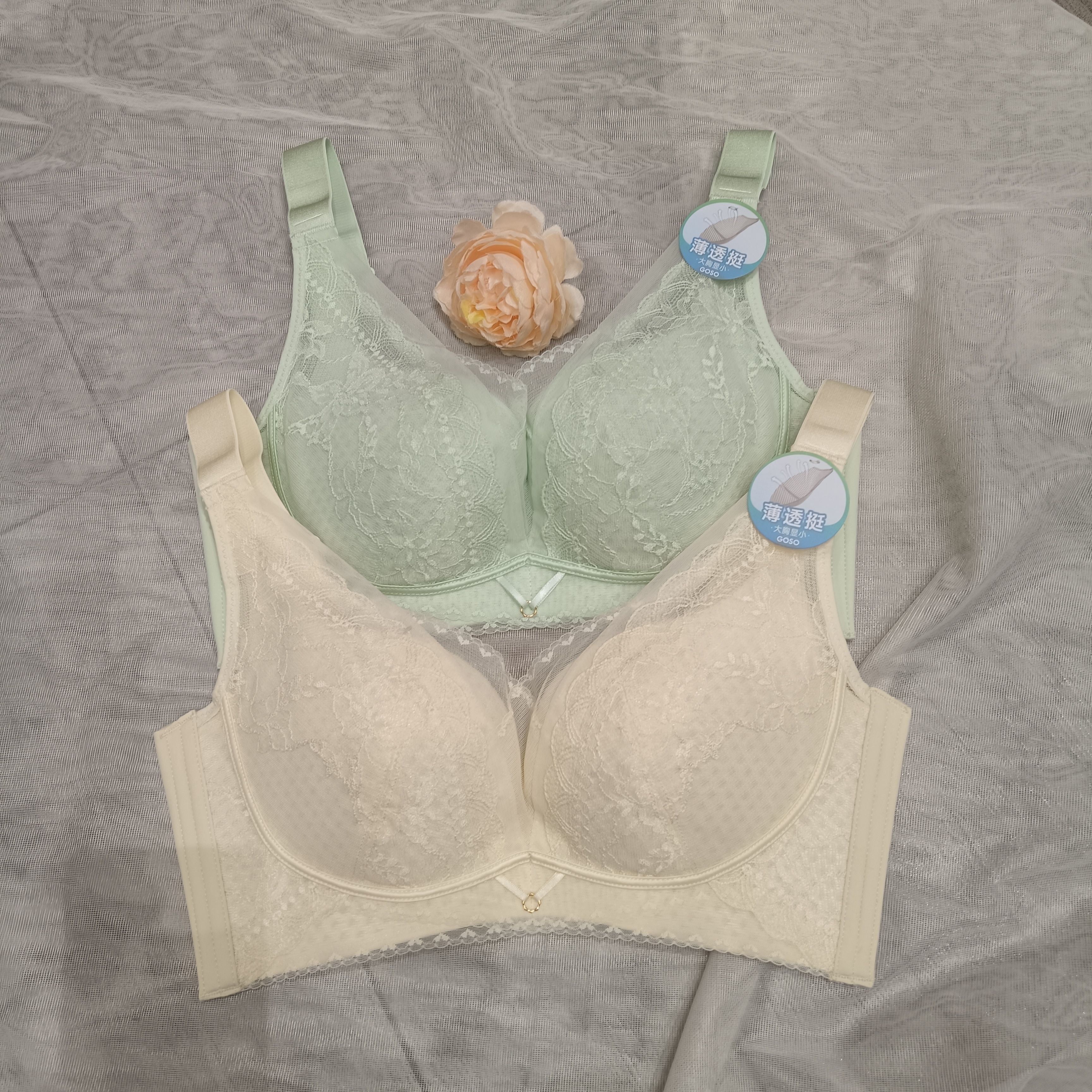 香蜜闺秀薄款四排扣25112012无钢圈三明治聚拢C杯文胸收副乳透气