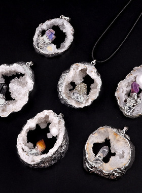 玛瑙空心水晶洞原石切片吊坠 镶嵌黄白蓝紫水晶 鎏银色边项链欧美