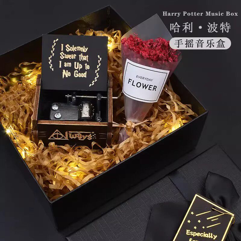 哈利电影周边手摇木制音乐八音盒小夜灯送男女朋友生日创意礼物