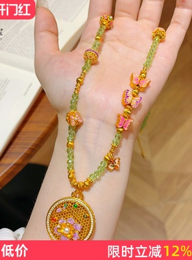 螺钿花窗蝶影圆牌吊坠尖晶石项链