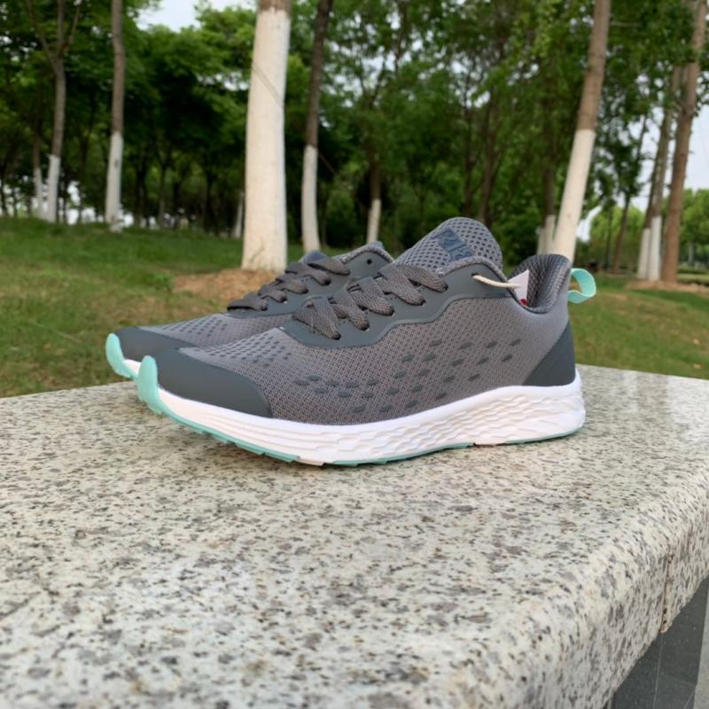 透气运动鞋闽品汇男女大童鞋