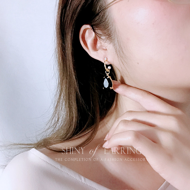 GETCUTEY水滴黑钻超酷百搭气质耳钉女网红水钻耳环日韩银针耳饰