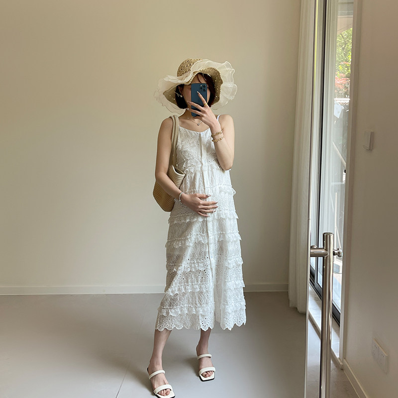 孕妇吊带连衣裙春夏季外穿蕾丝圆领小个子内搭宽松纯棉甜美减龄裙