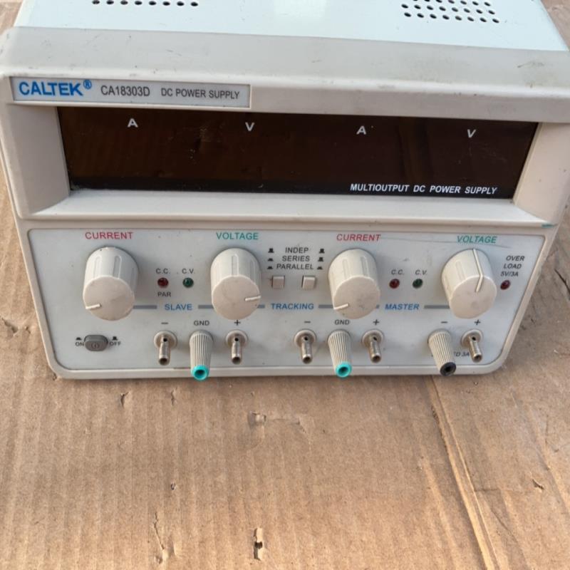 科泰CALTEK CA18303D直流稳压电源一台实物图片(念奴配件）